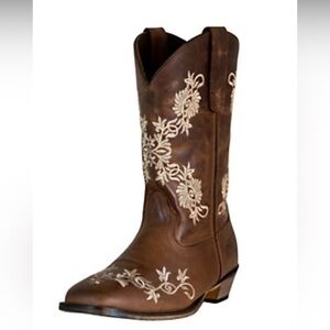 TuffRider Women's Mormon Square Toe
Western Boots Size 8 SOLD OUT ONLINE